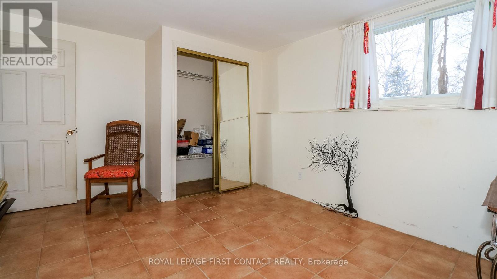 6237 2 CONCESSION - 13