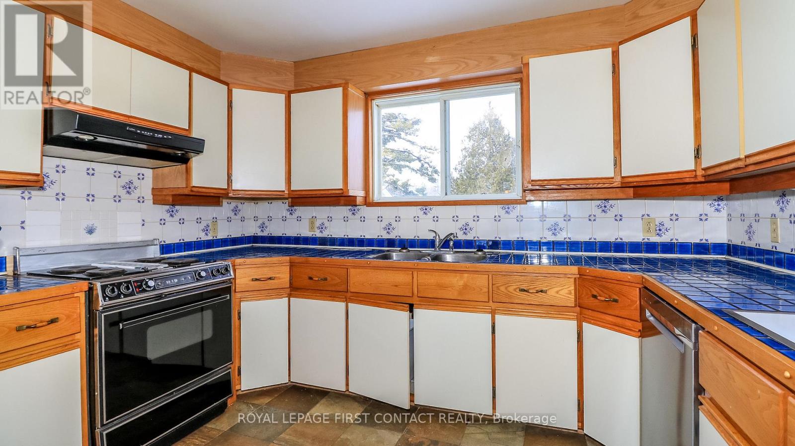 6237 2 CONCESSION - 36