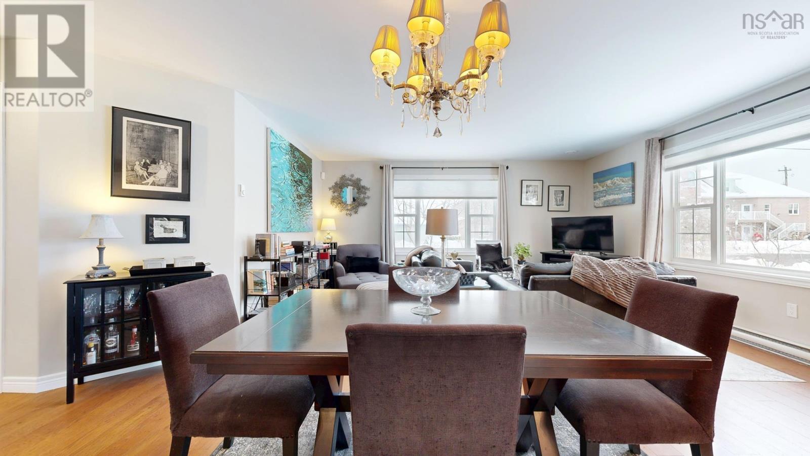 27 WHIDDEN AVENUE - 9