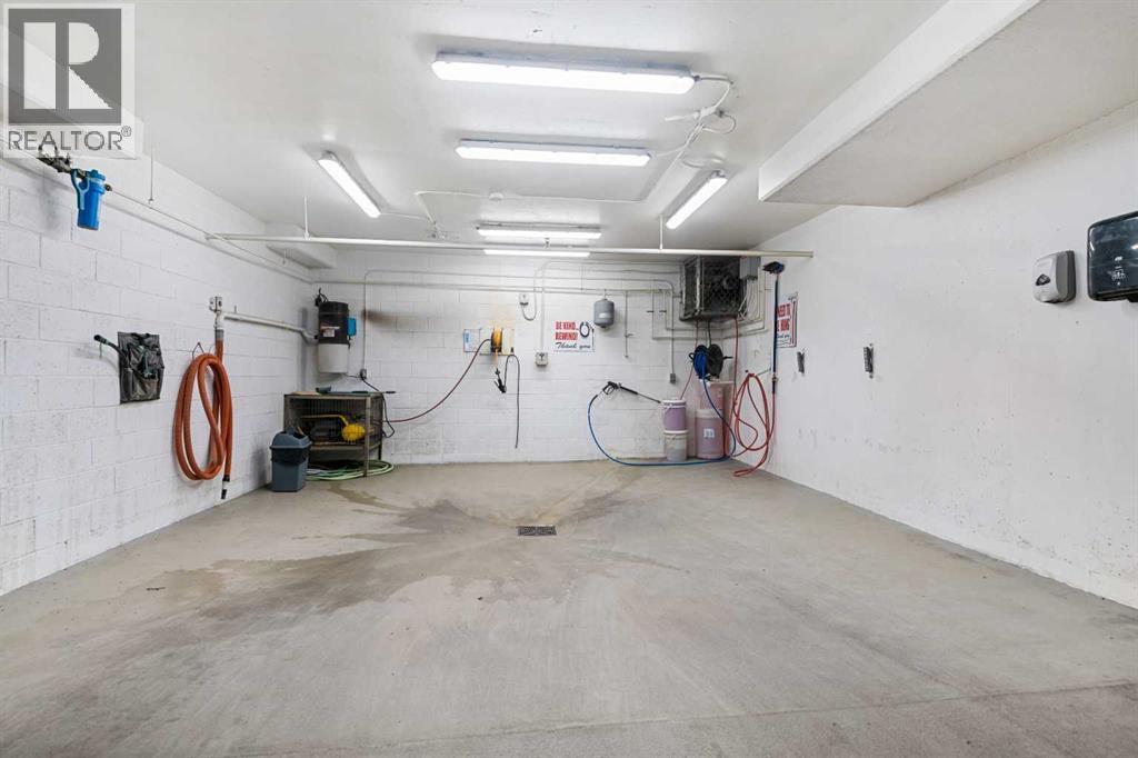 Single Family House for Sale in   PRINCETON Way SW Eau Claire Calgary 