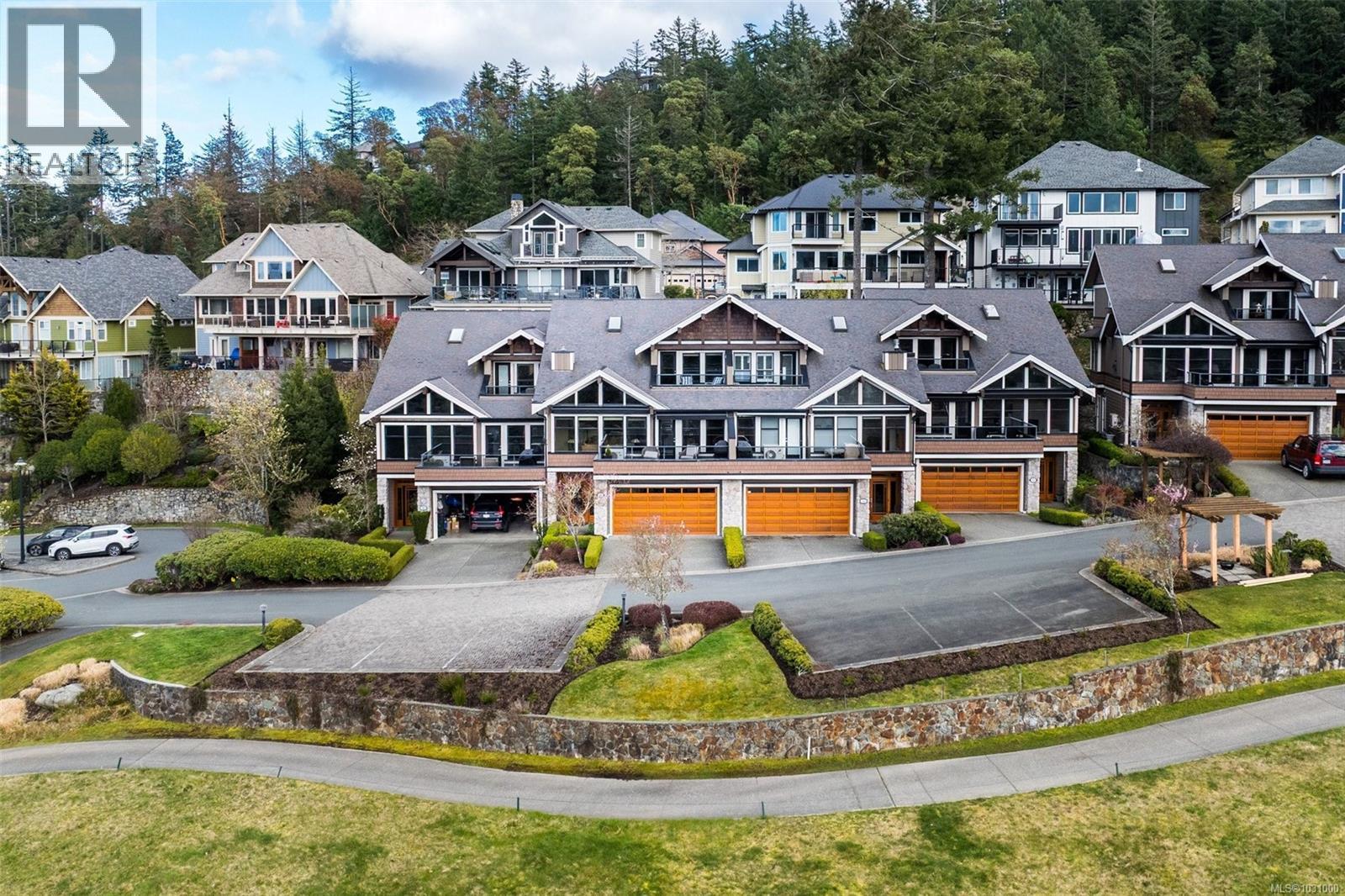 #104 1244 Muirfield Pl - 35