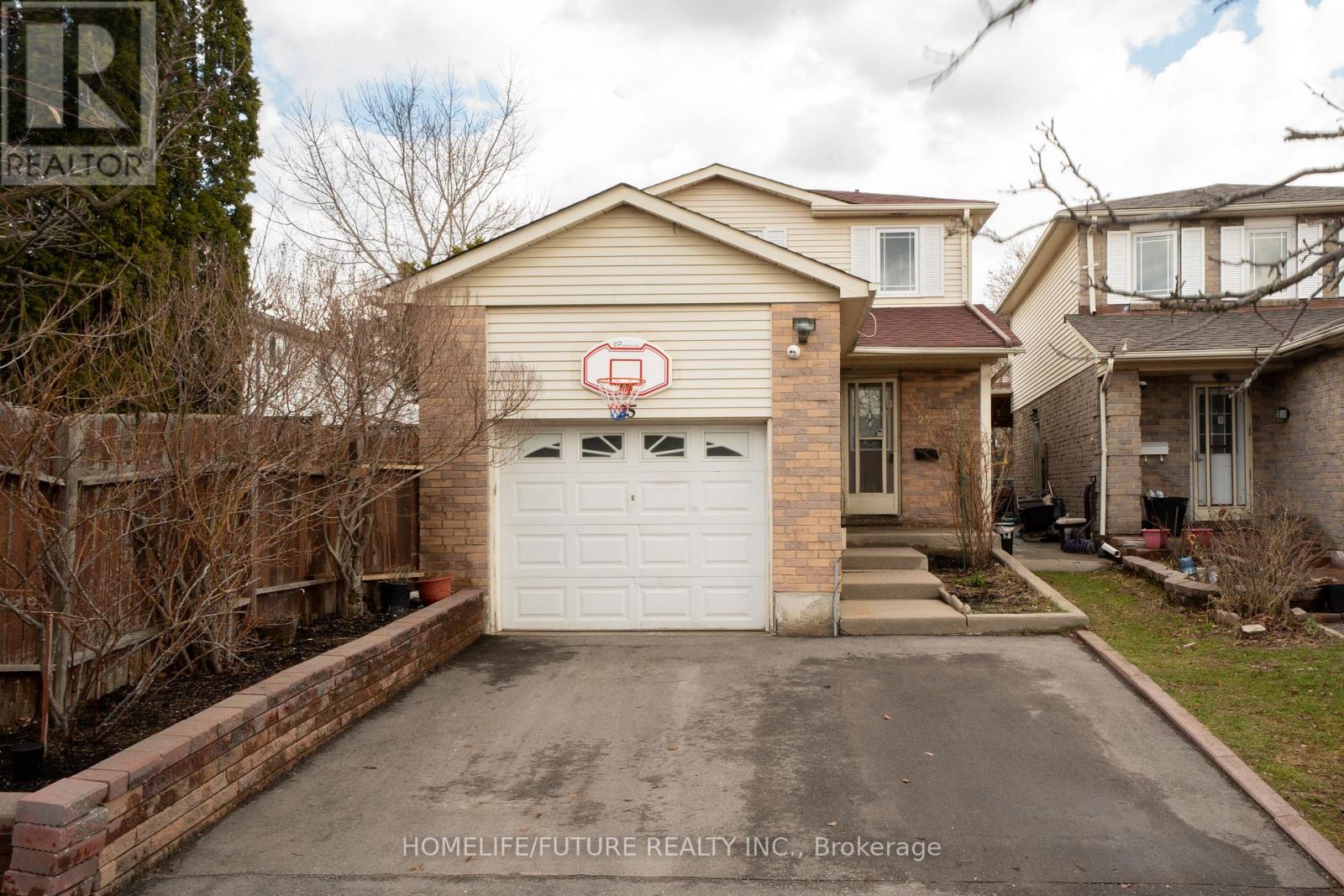 25 SHADY HOLLOW DRIVE