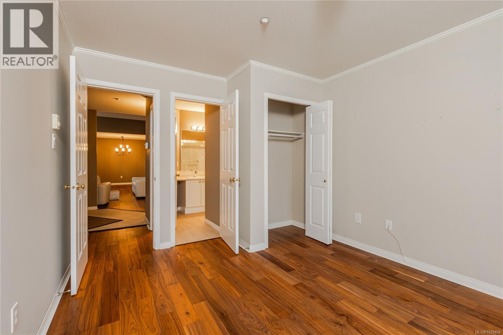 5256 ARBOUR CRES - 20