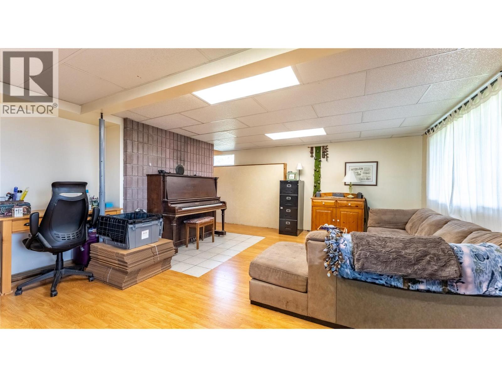 2250 Cedar Hill Road, Creston