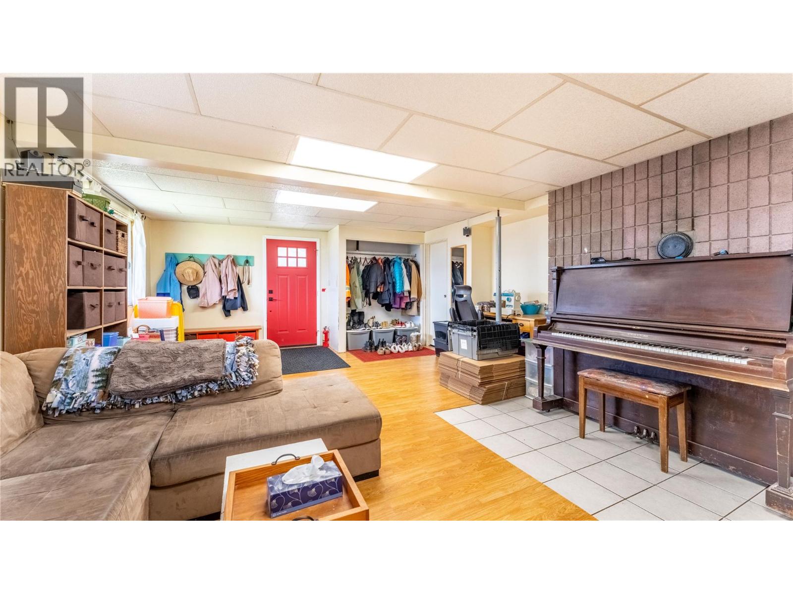 2250 Cedar Hill Road, Creston