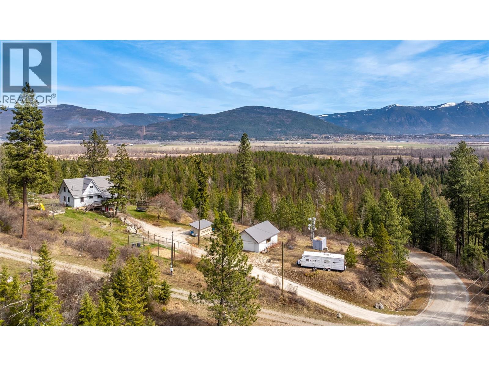 2250 Cedar Hill Road, Creston