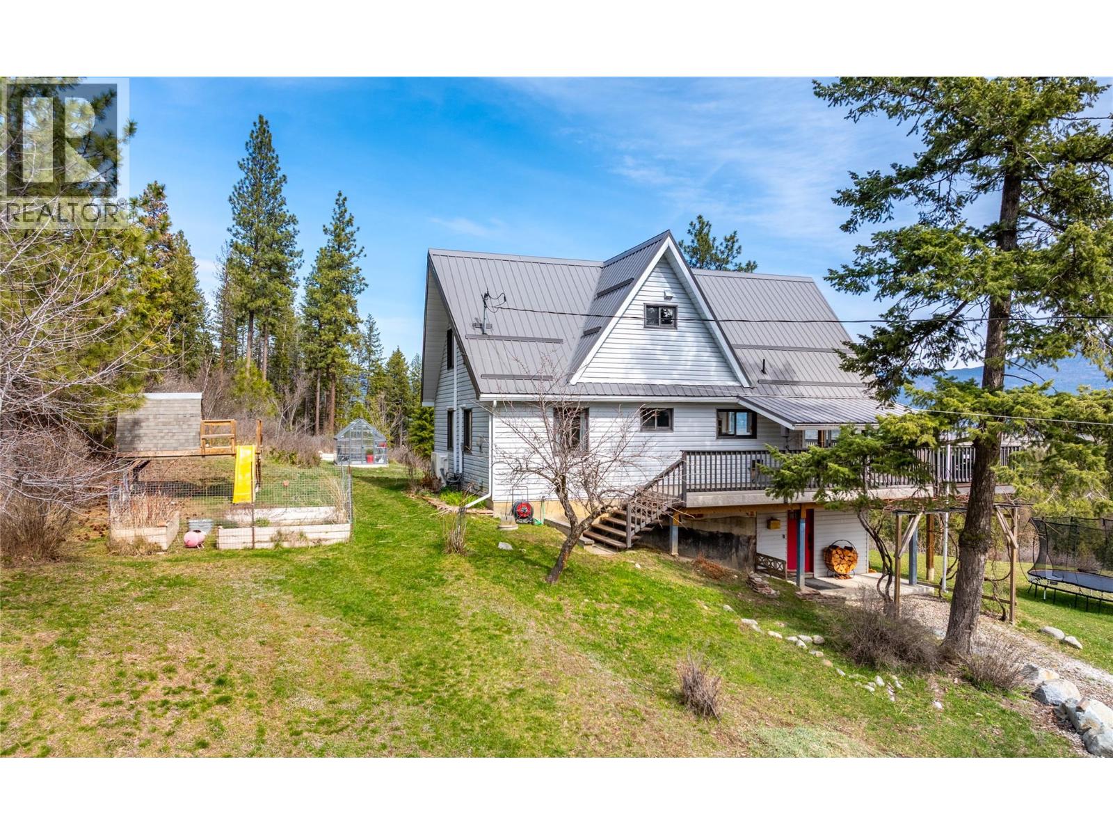 2250 Cedar Hill Road, Creston