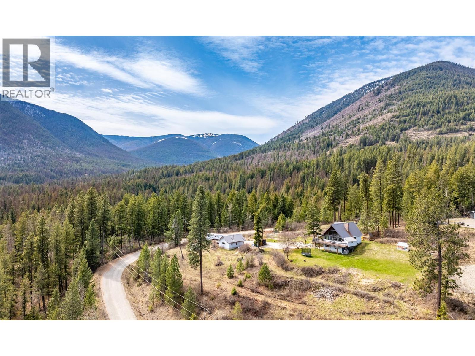 2250 Cedar Hill Road, Creston