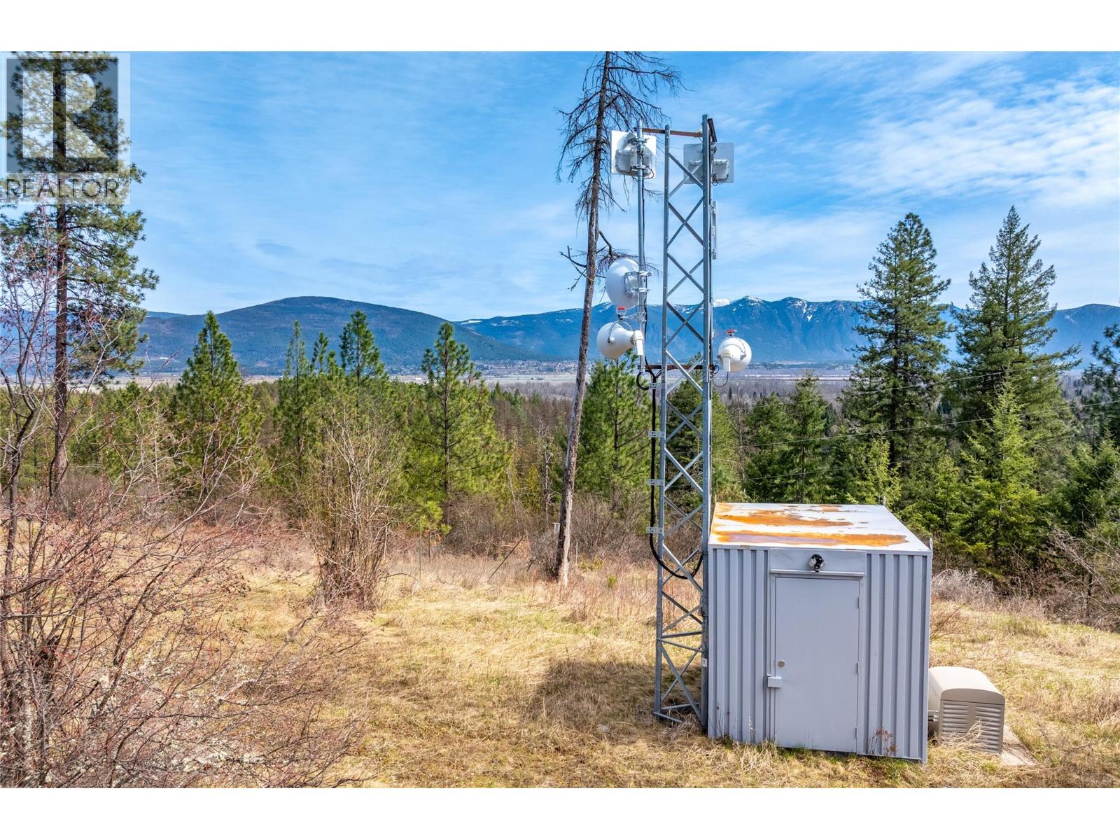 2250 Cedar Hill Road, Creston