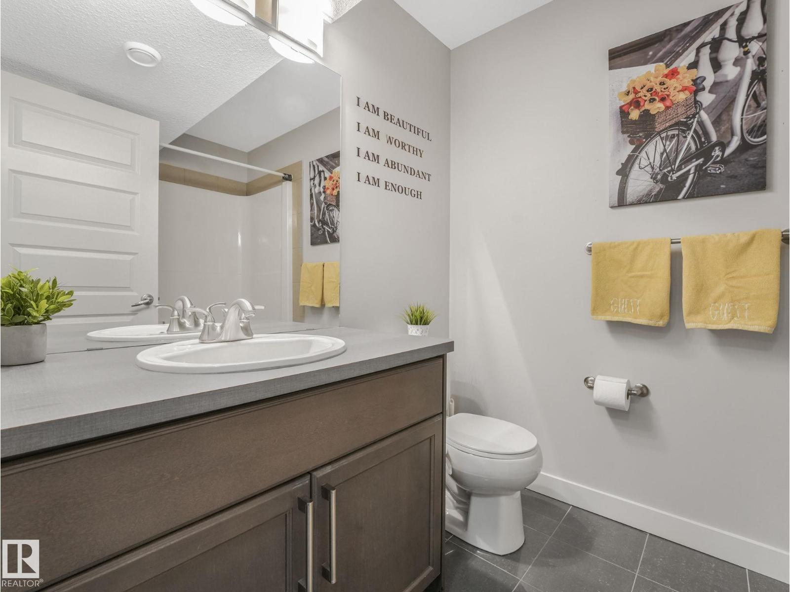 8318 79 AV NW, Edmonton