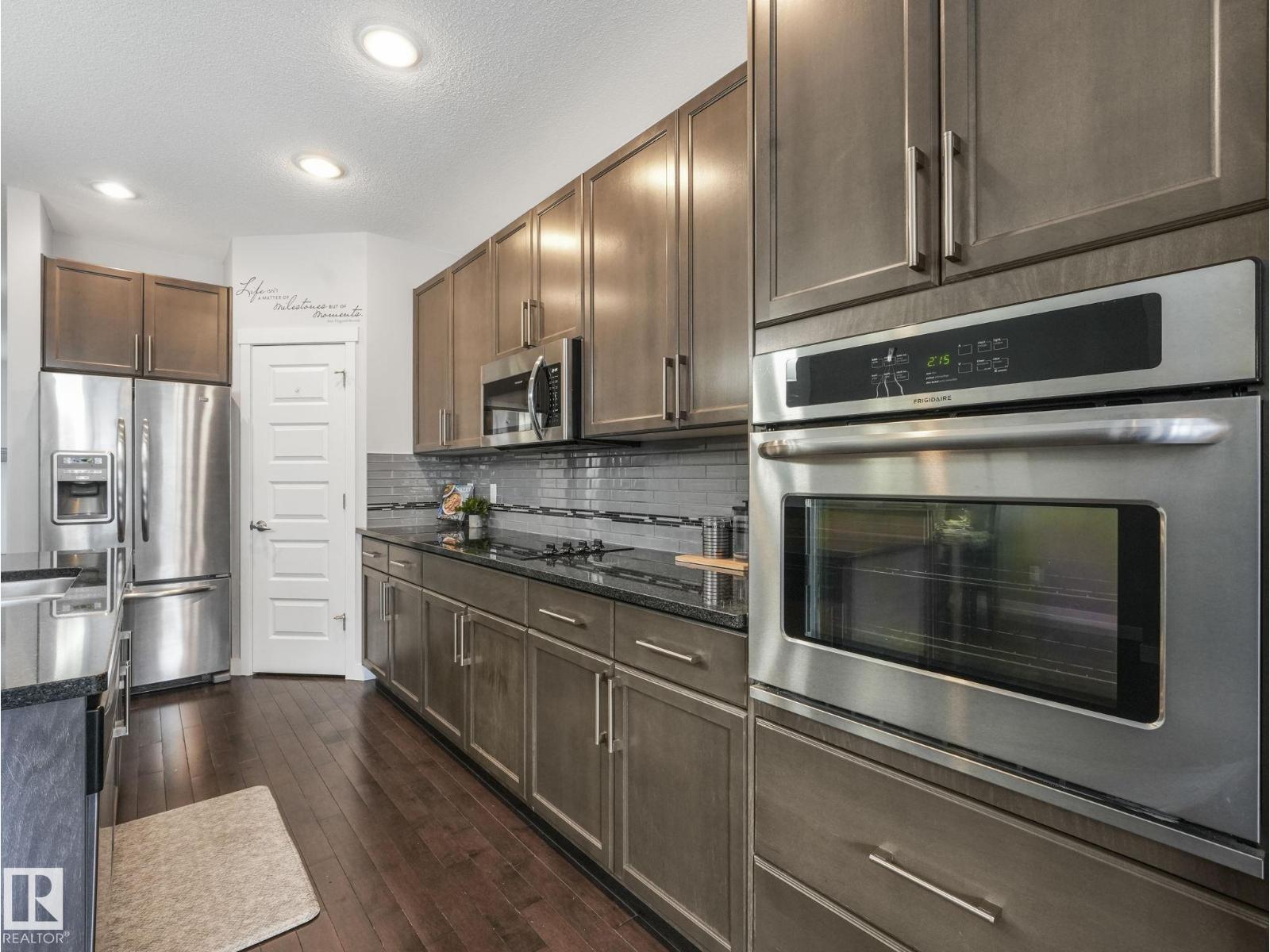 8318 79 AV NW, Edmonton