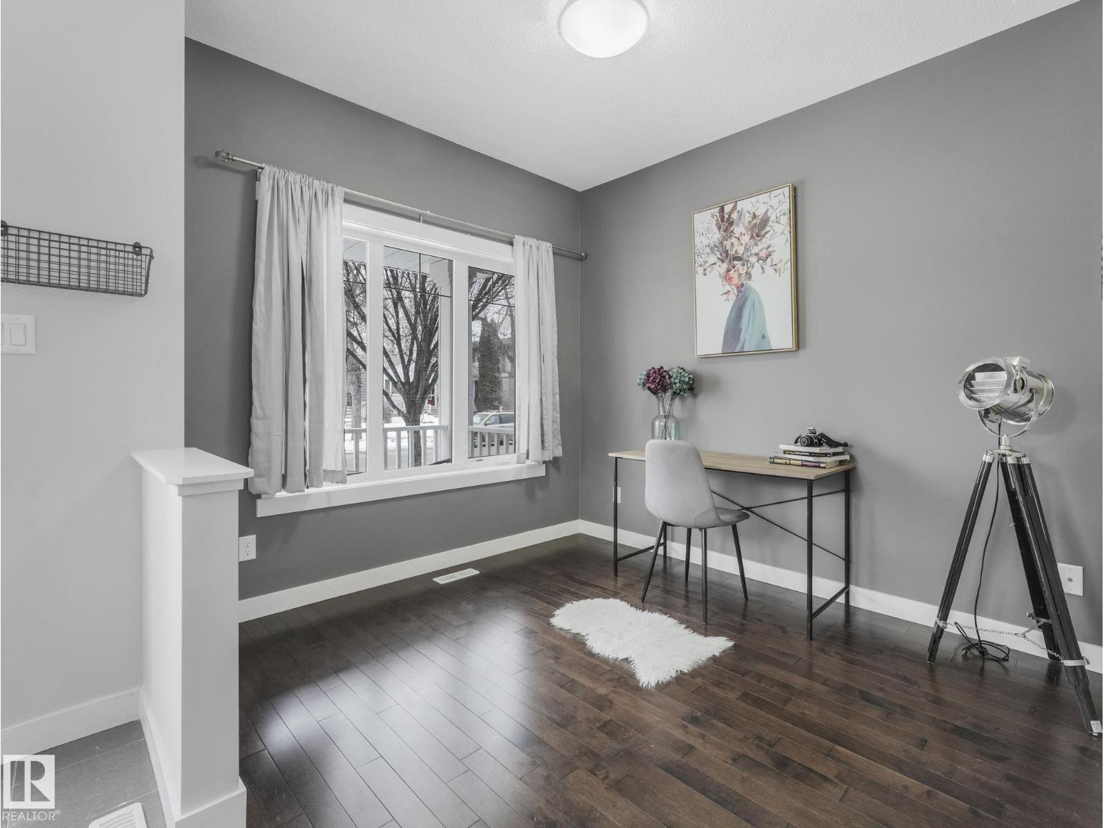 8318 79 AV NW, Edmonton