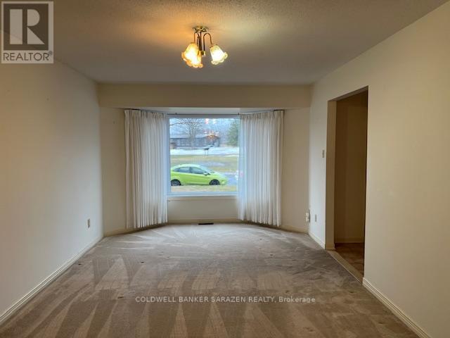 38 BATEMAN DRIVE - 24