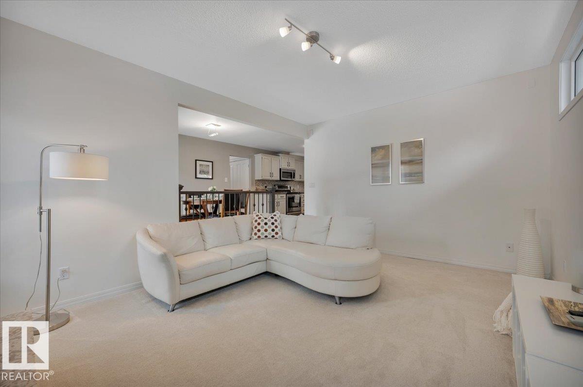 705 RIDDELL ST NW, Edmonton