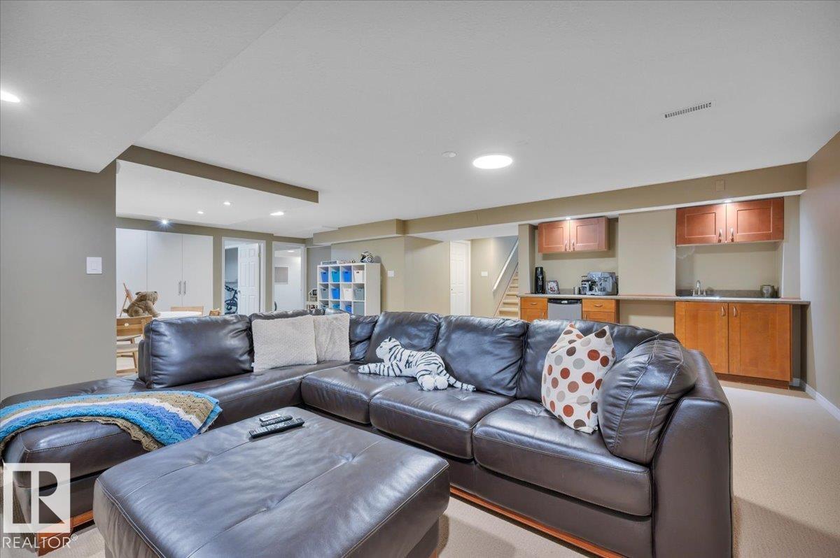 705 RIDDELL ST NW, Edmonton