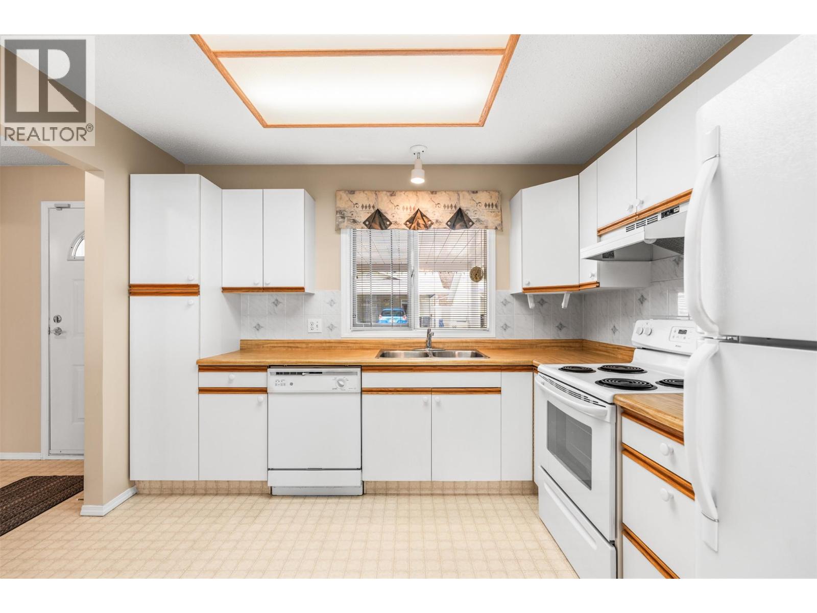 3900 27 Avenue Unit# 102, Vernon