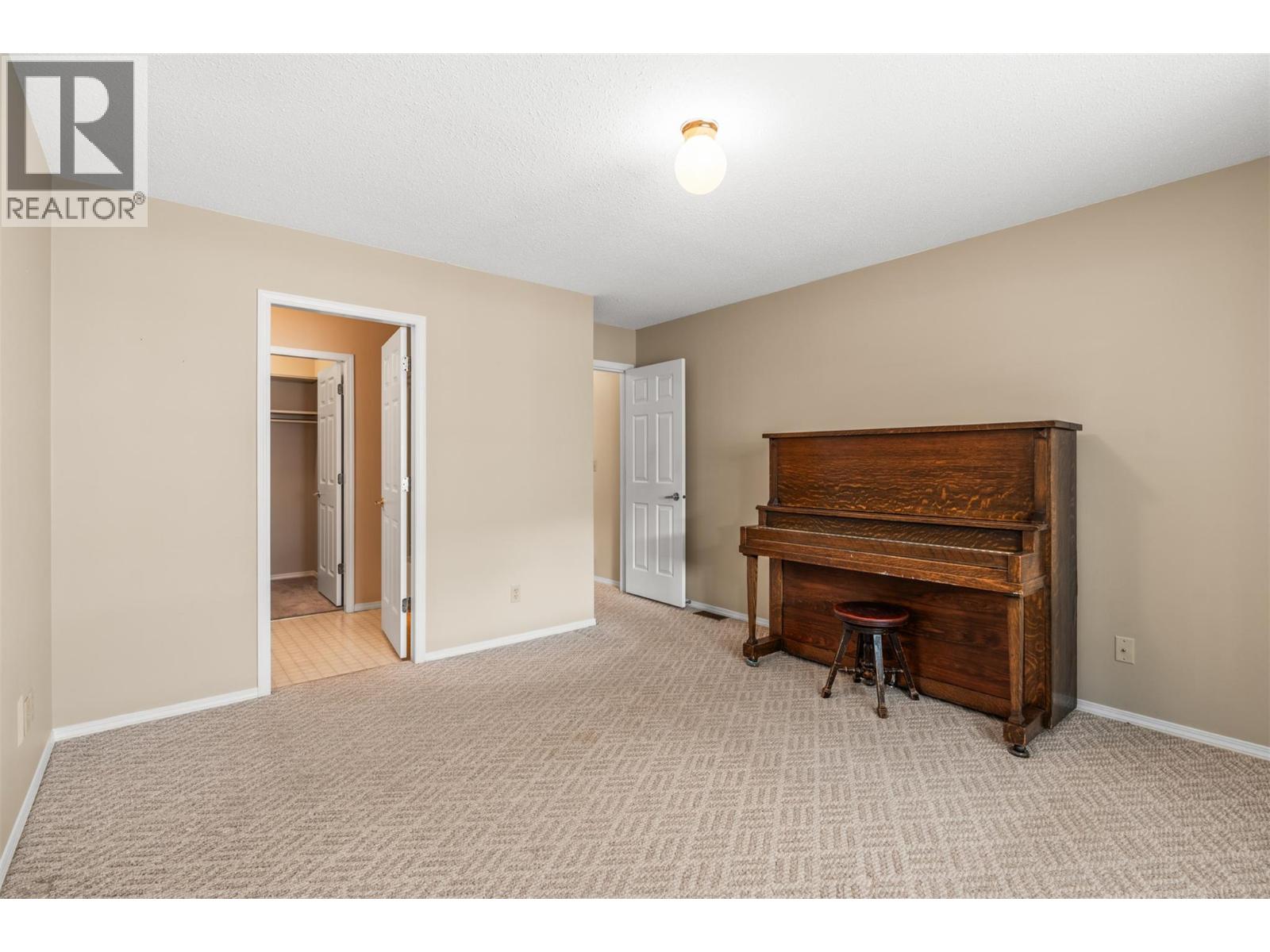 3900 27 Avenue Unit# 102, Vernon