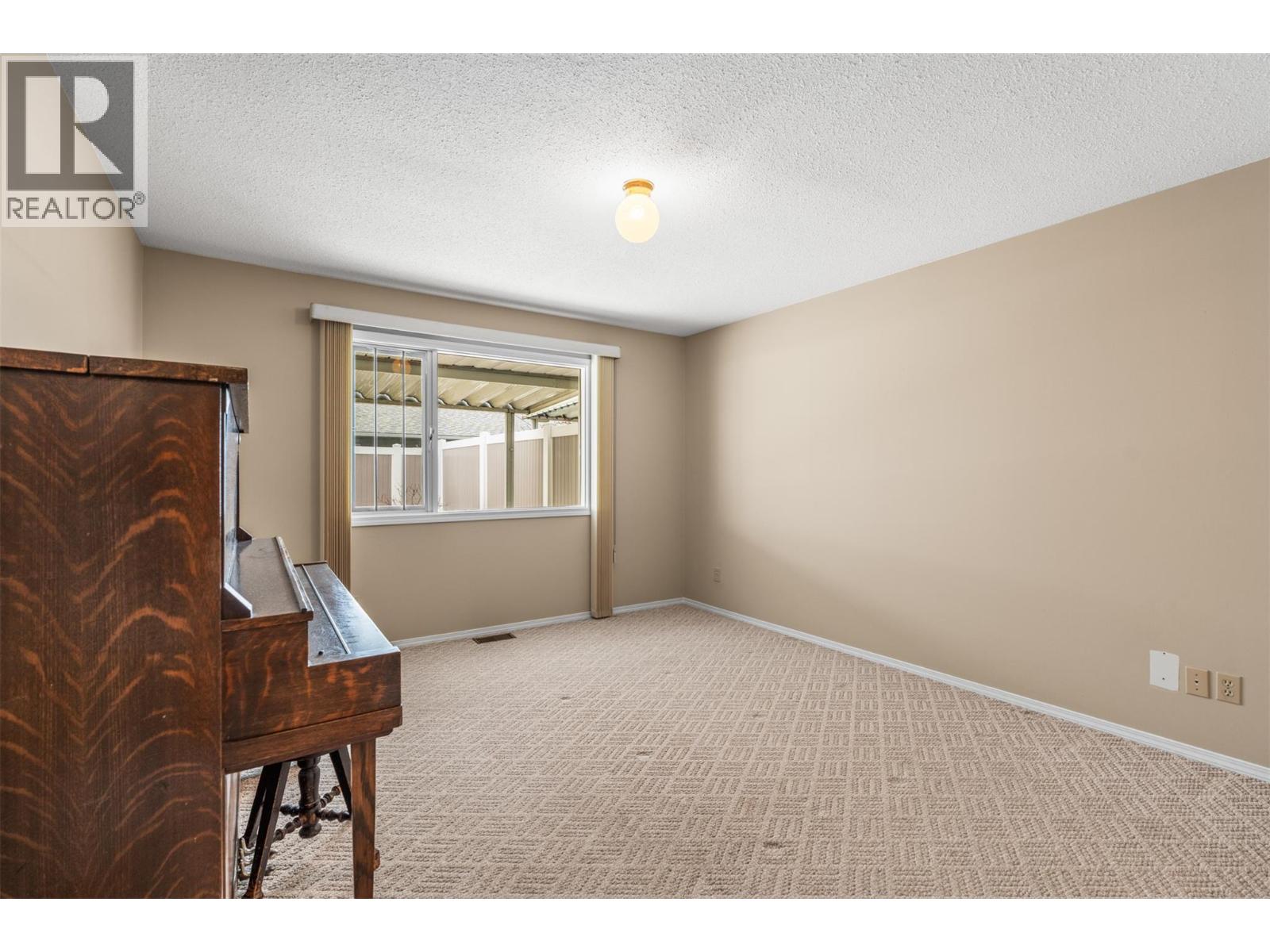 3900 27 Avenue Unit# 102, Vernon