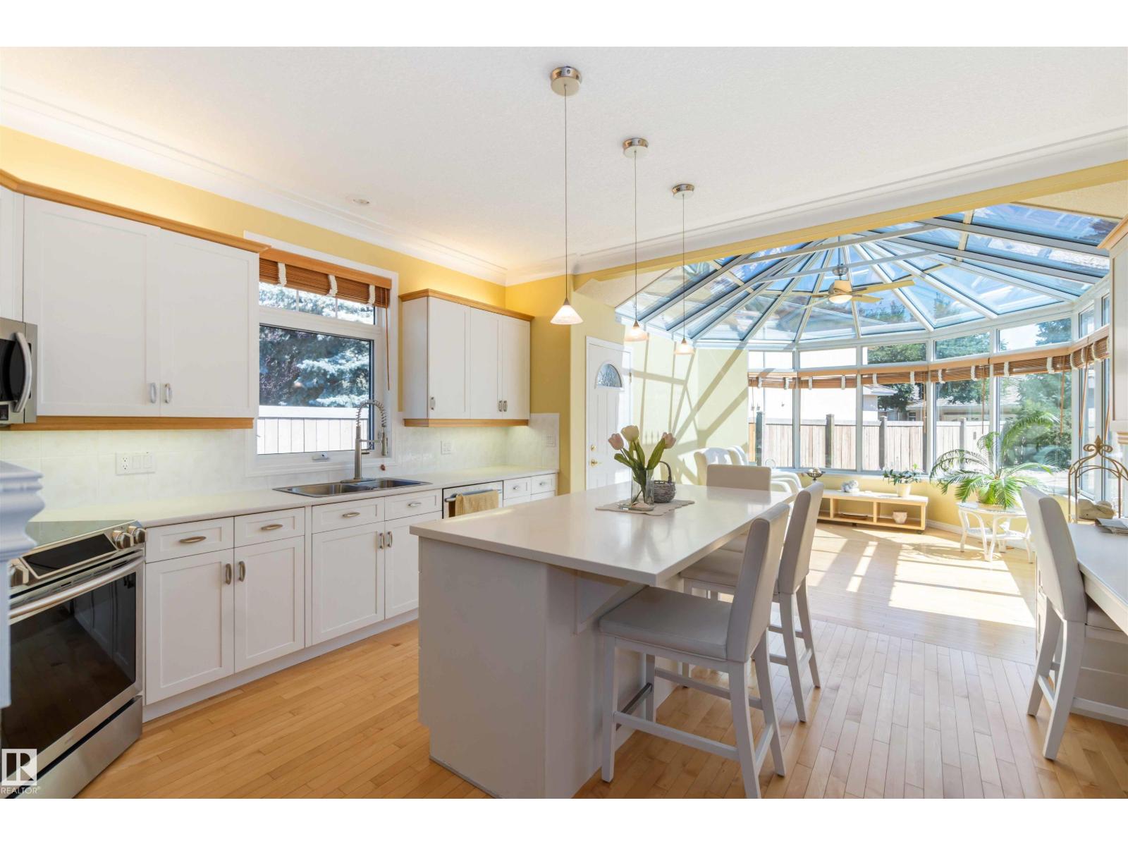 8 BUTTERWORTH PT NW, Edmonton