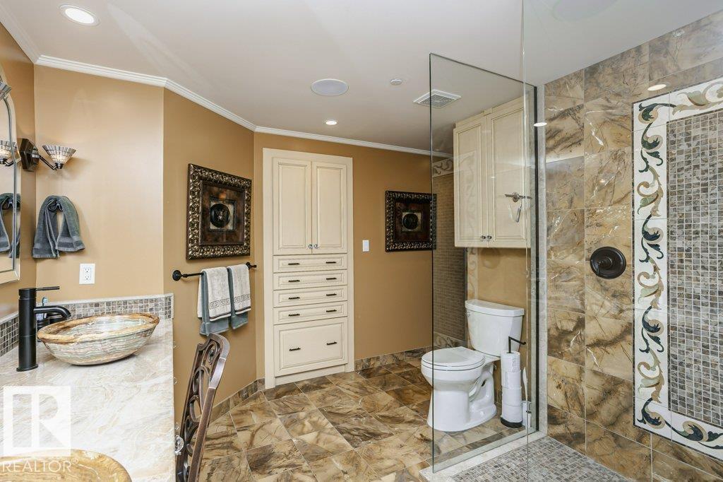 #602 8728 GATEWAY BV NW, Edmonton