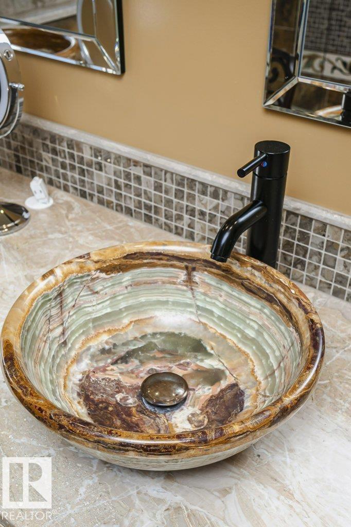 #602 8728 GATEWAY BV NW, Edmonton