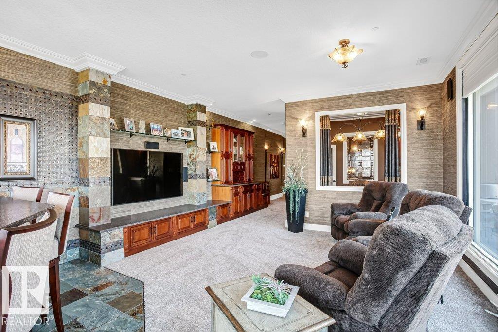 #602 8728 GATEWAY BV NW, Edmonton