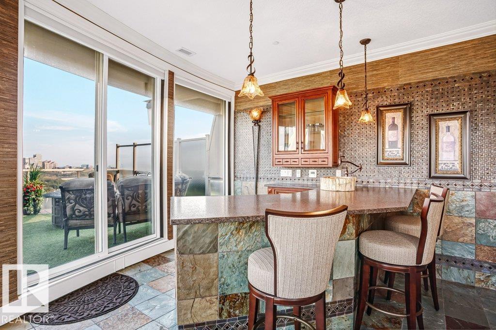 #602 8728 GATEWAY BV NW, Edmonton