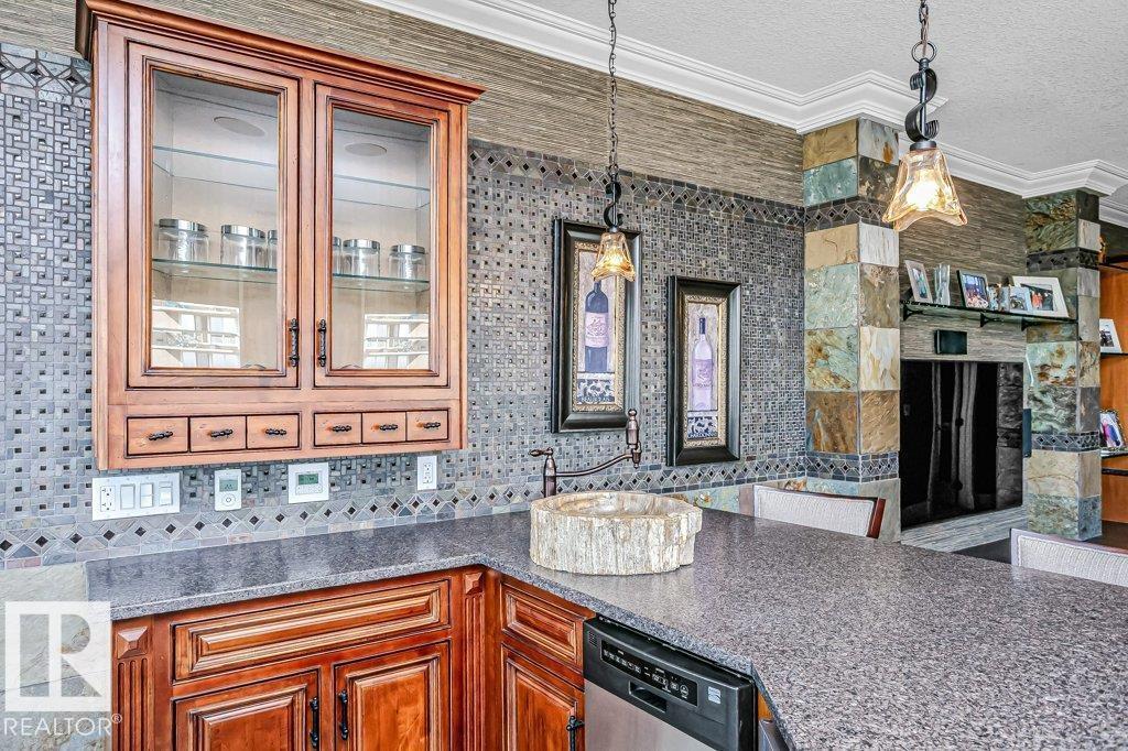 #602 8728 GATEWAY BV NW, Edmonton