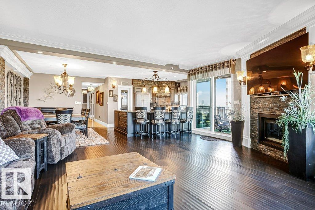 #602 8728 GATEWAY BV NW, Edmonton