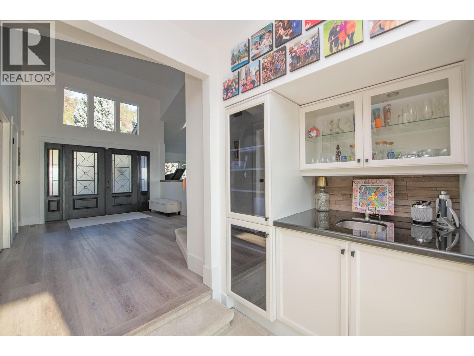  702 Cypress Drive, Coldstream