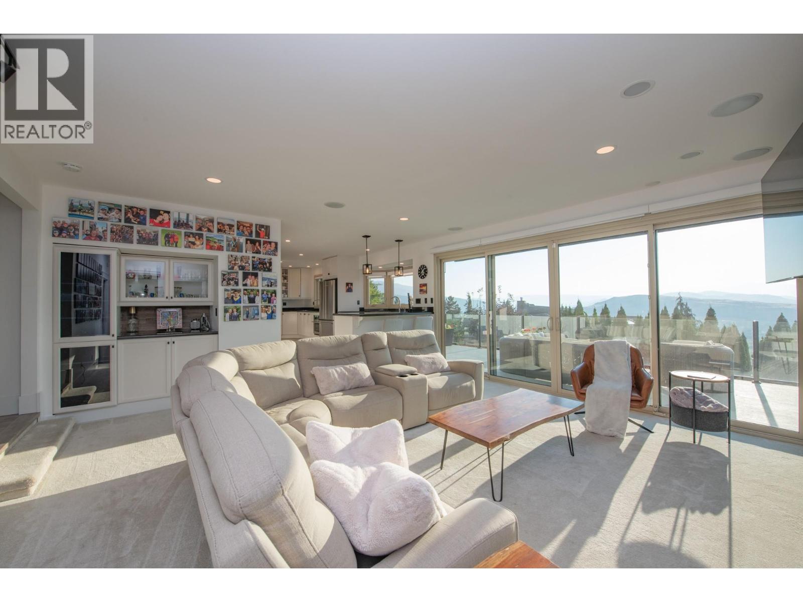  702 Cypress Drive, Coldstream