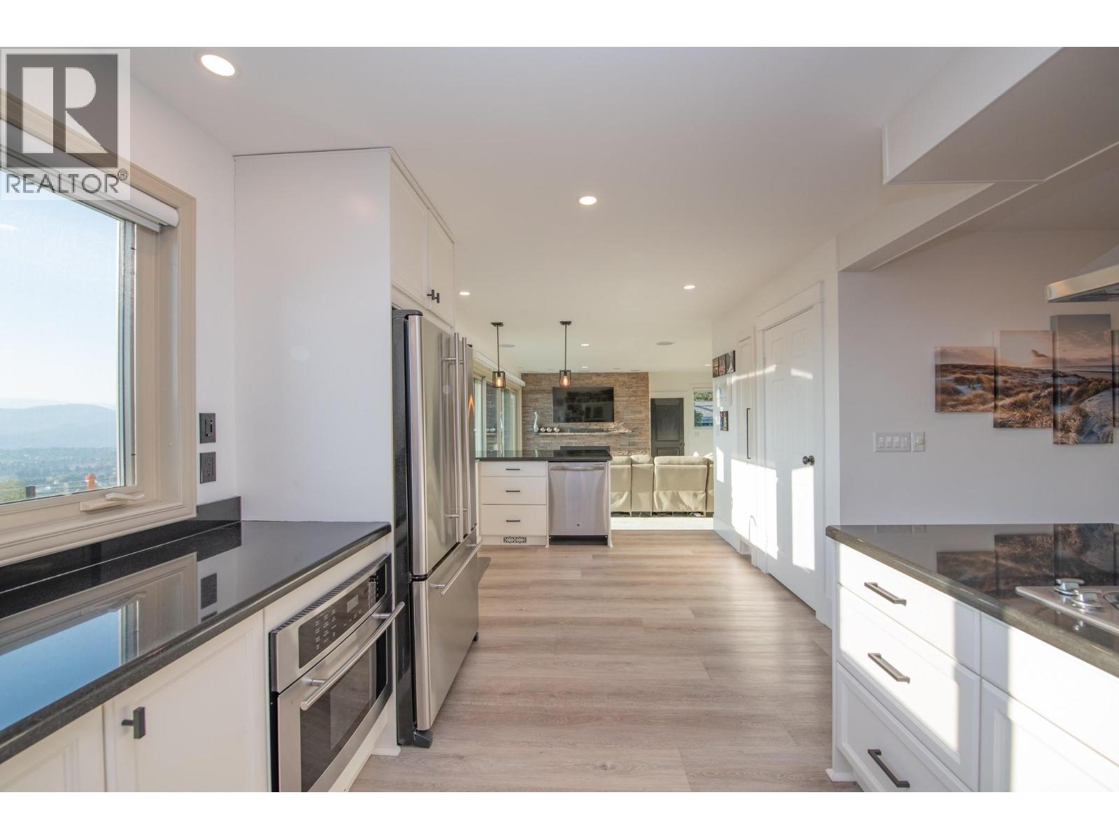  702 Cypress Drive, Coldstream