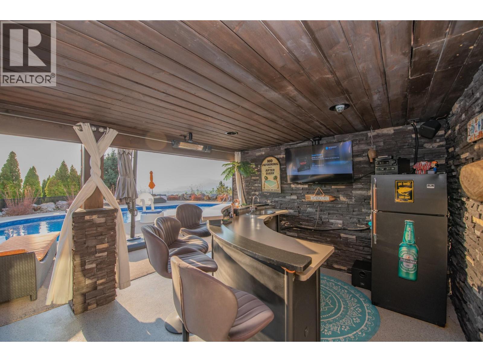  702 Cypress Drive, Coldstream