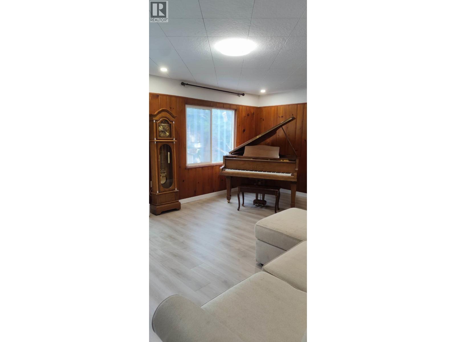 790 15TH STREET, West Vancouver