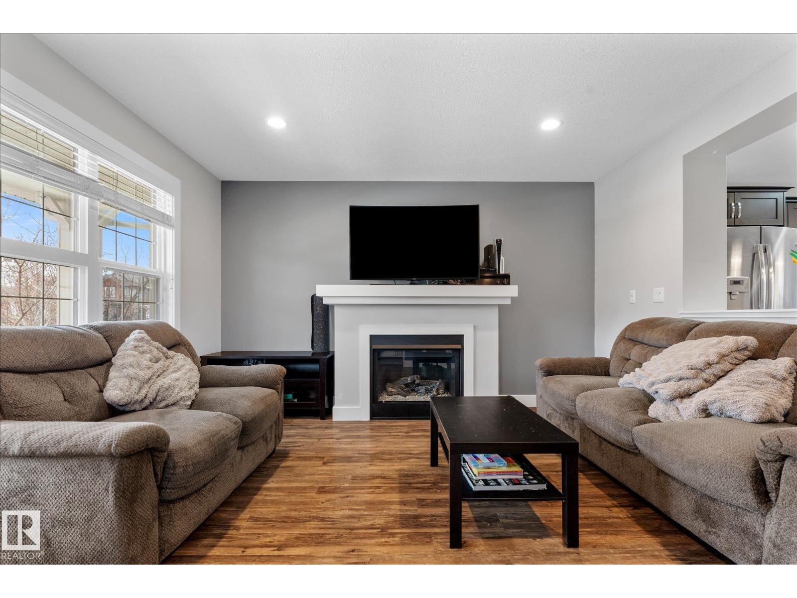 4126 6A ST NW, Edmonton