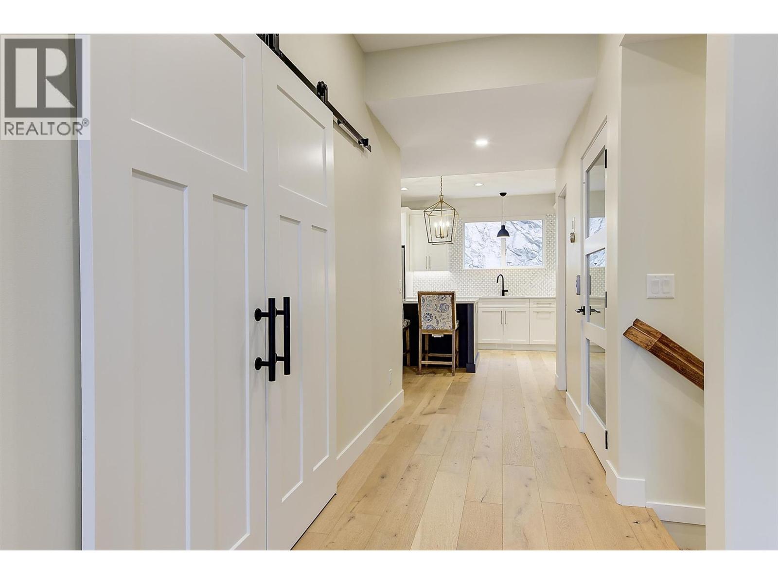 5066 MORRISON COURT - 6