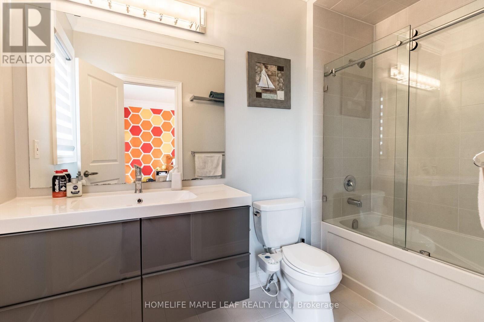 44 HERRINGBONE CRESCENT - 36