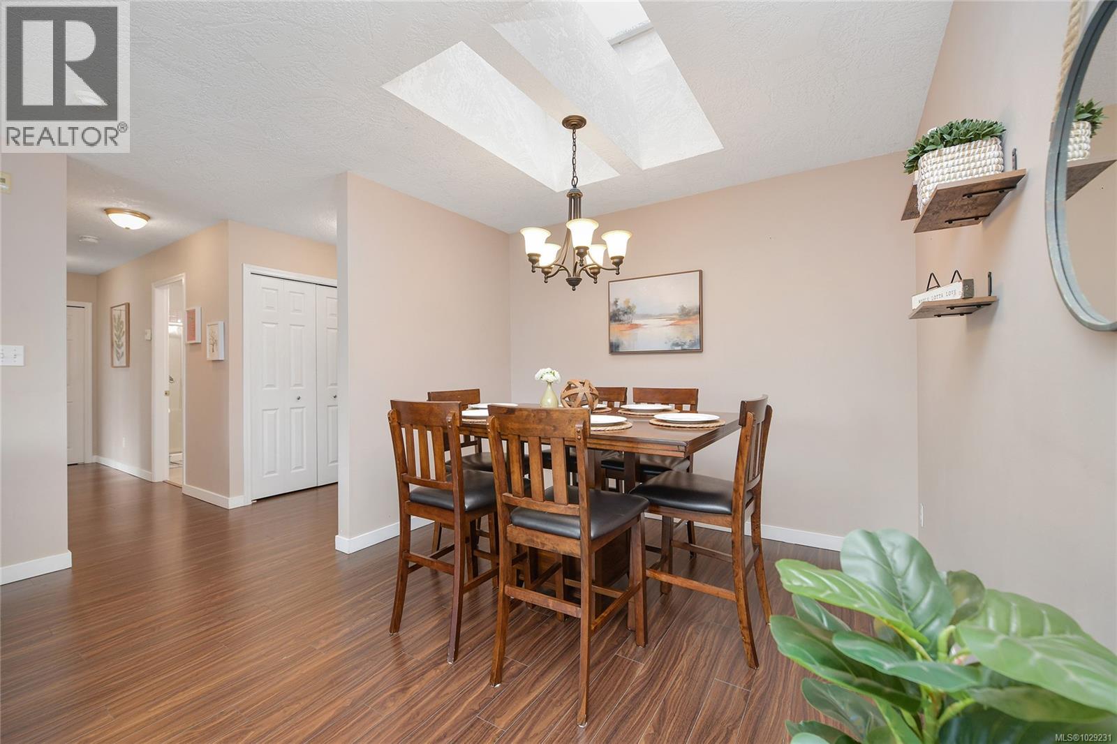 #302 9945 FIFTH ST - 9