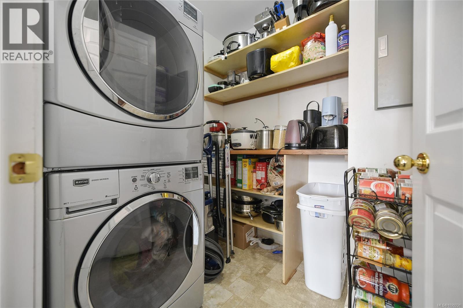 #302 9945 FIFTH ST - 14