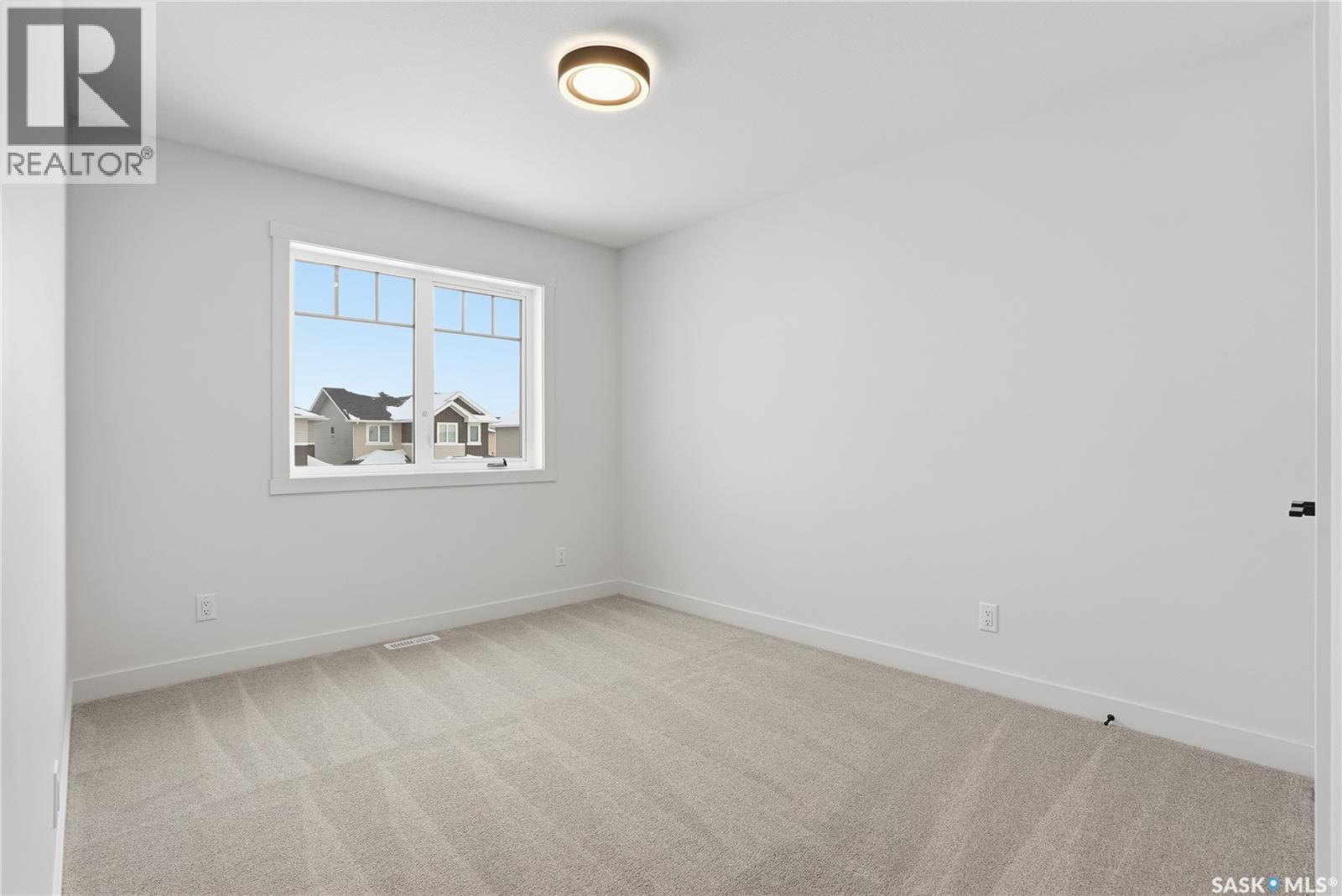 150 HAVERSTOCK CRESCENT - 34