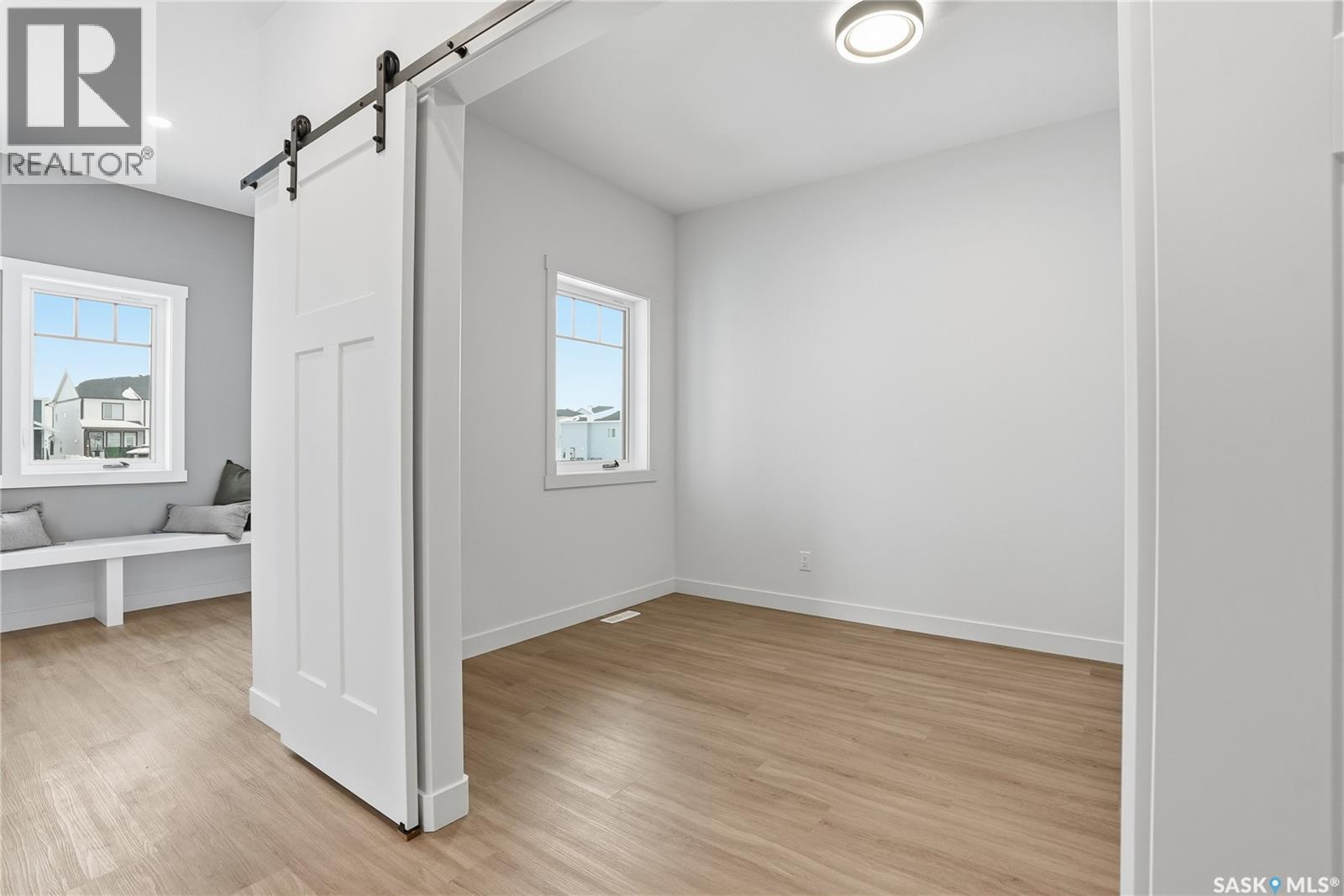 150 HAVERSTOCK CRESCENT - 4