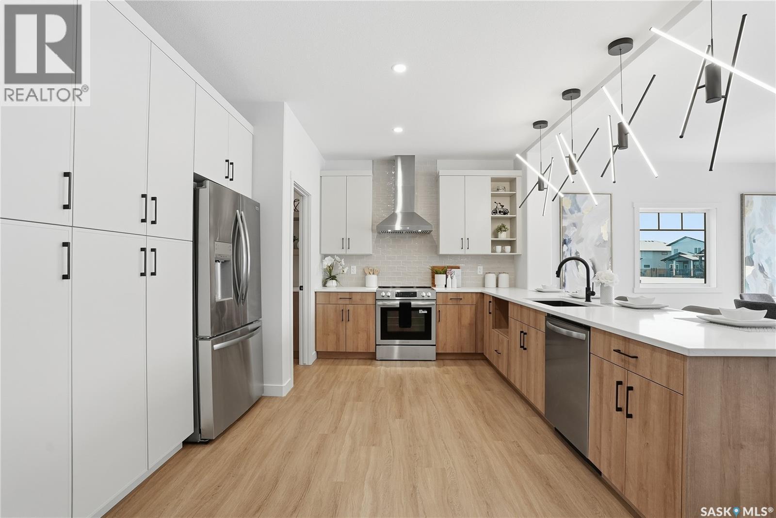 150 HAVERSTOCK CRESCENT - 9