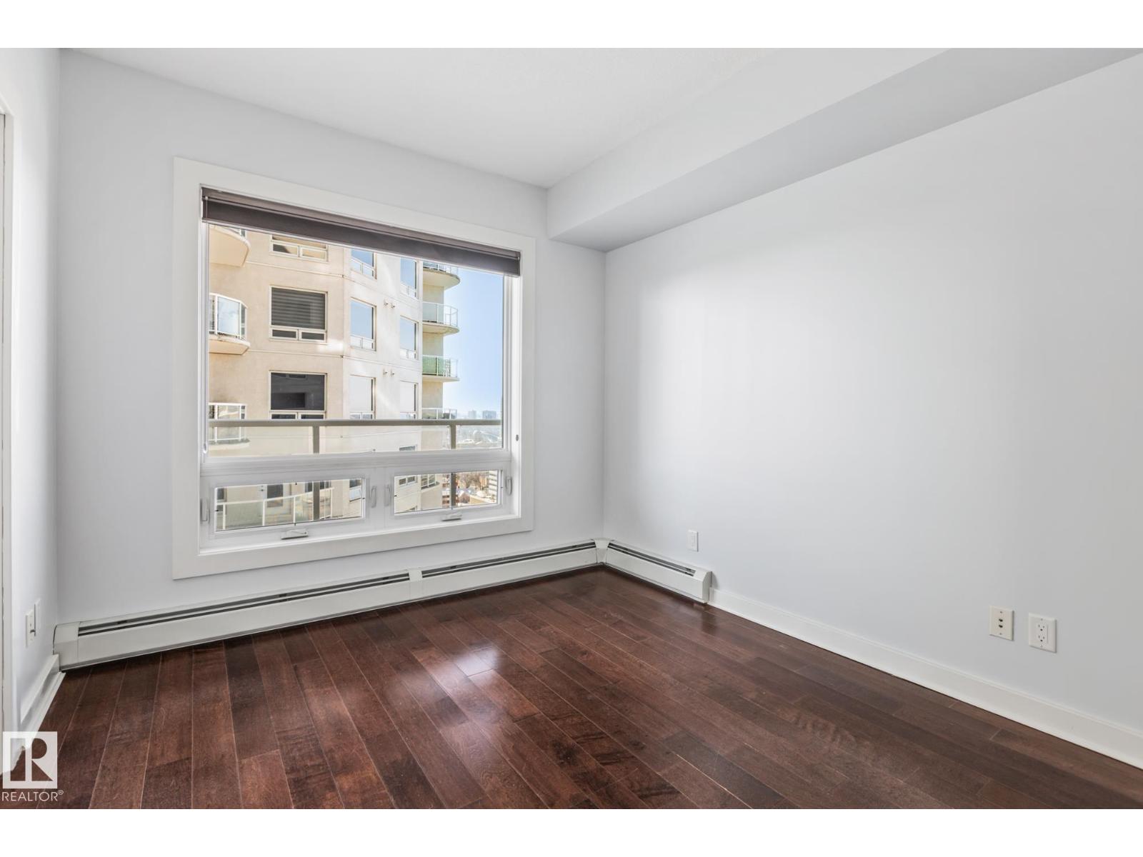 #2304 10152 104 ST NW - 18