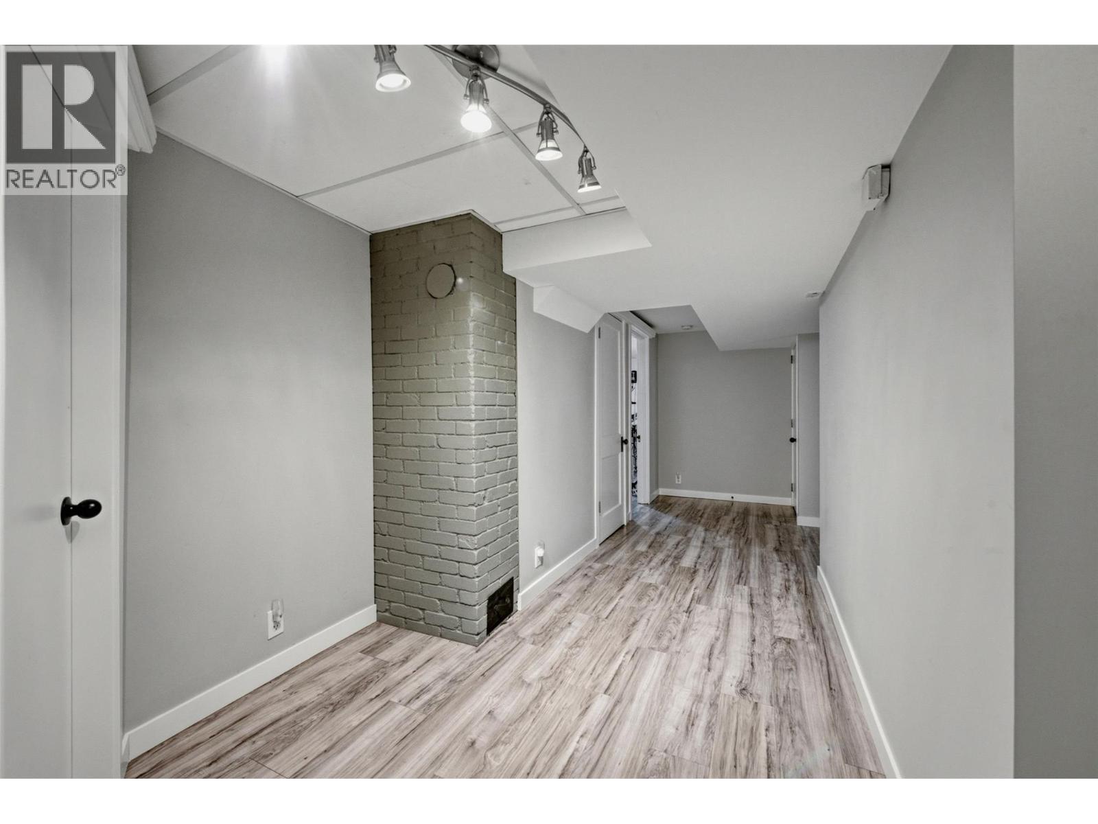 6926 Rugg Road, Vernon