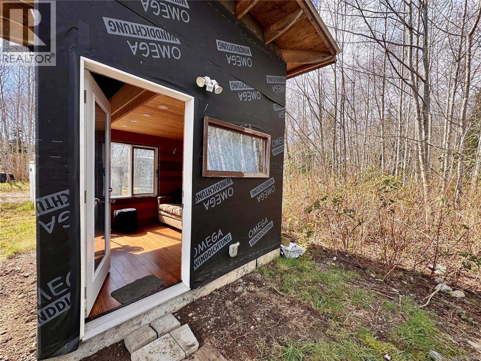 1182 Fourth Ave, Ucluelet