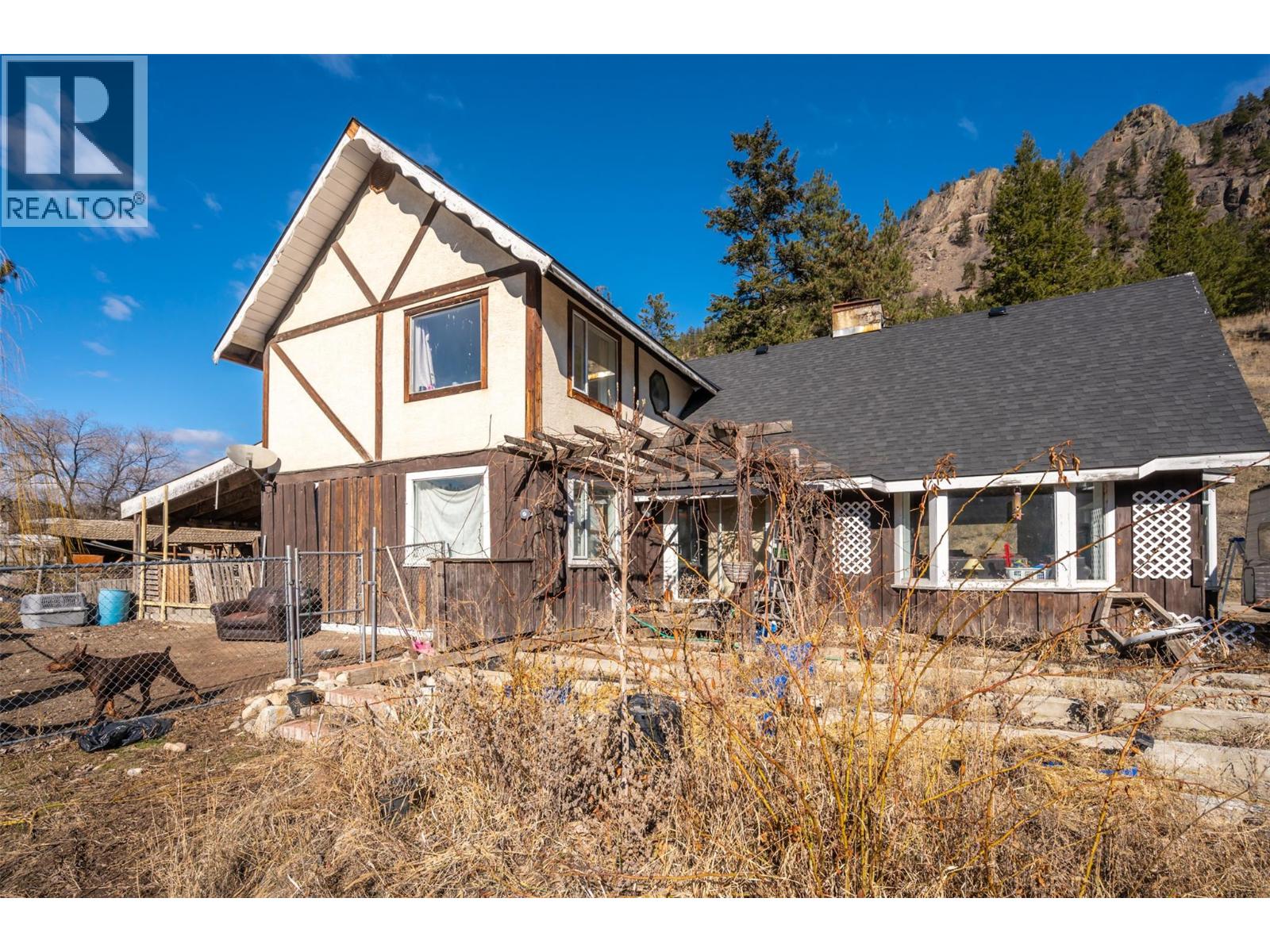 22797 Garnet Valley Road, Summerland