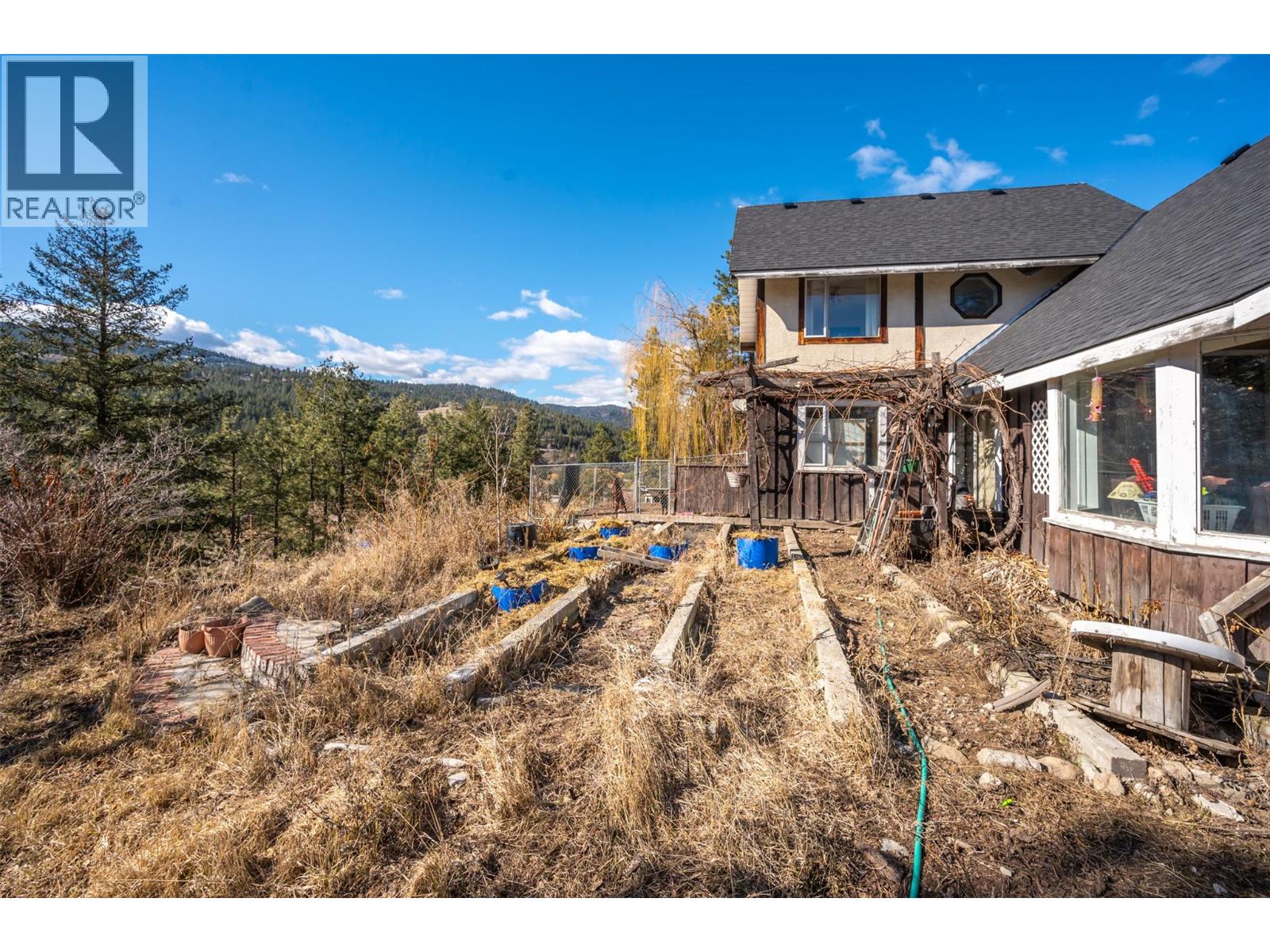 22797 Garnet Valley Road, Summerland