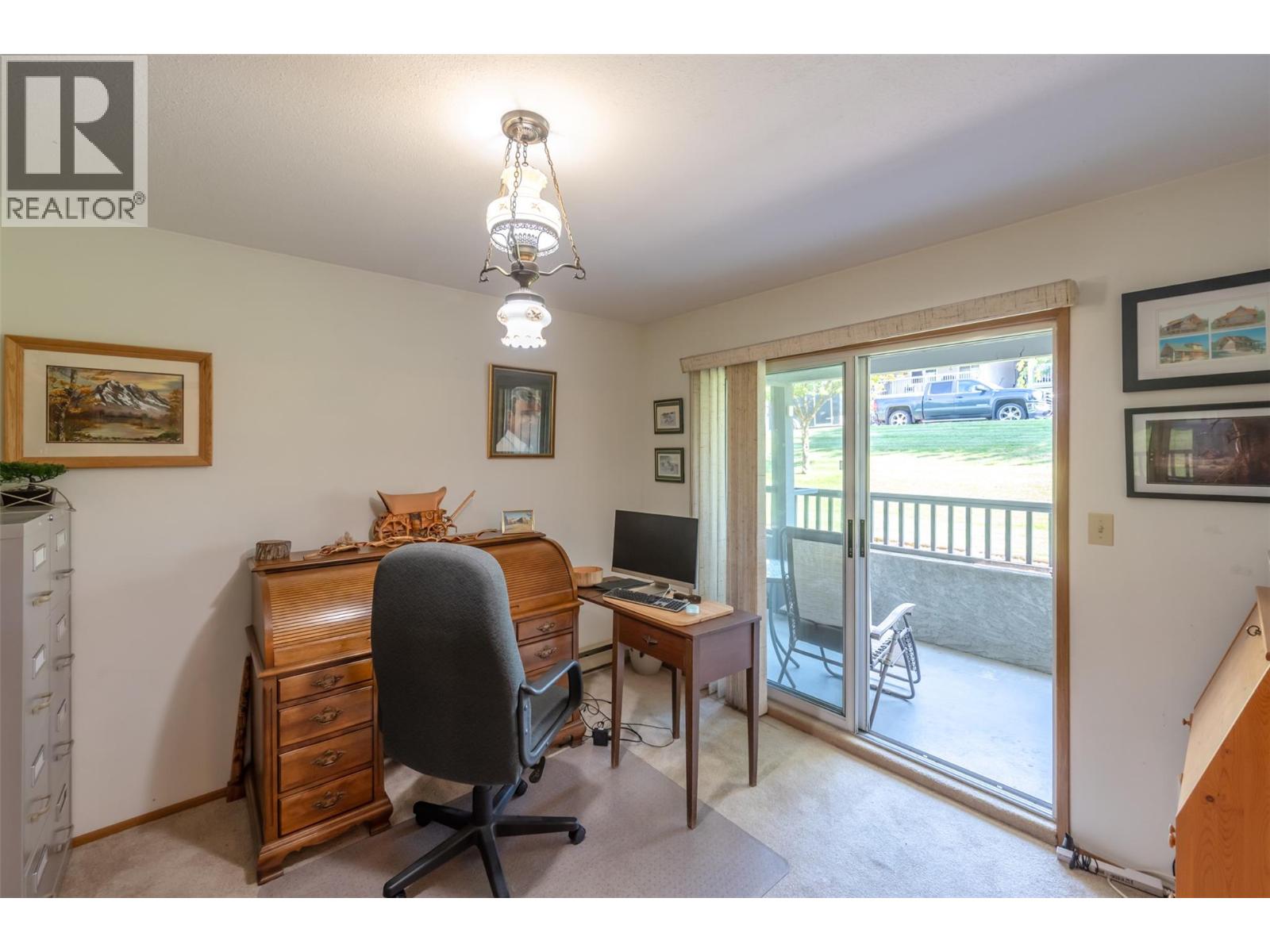 #101 262 KINNEY AVENUE - 16