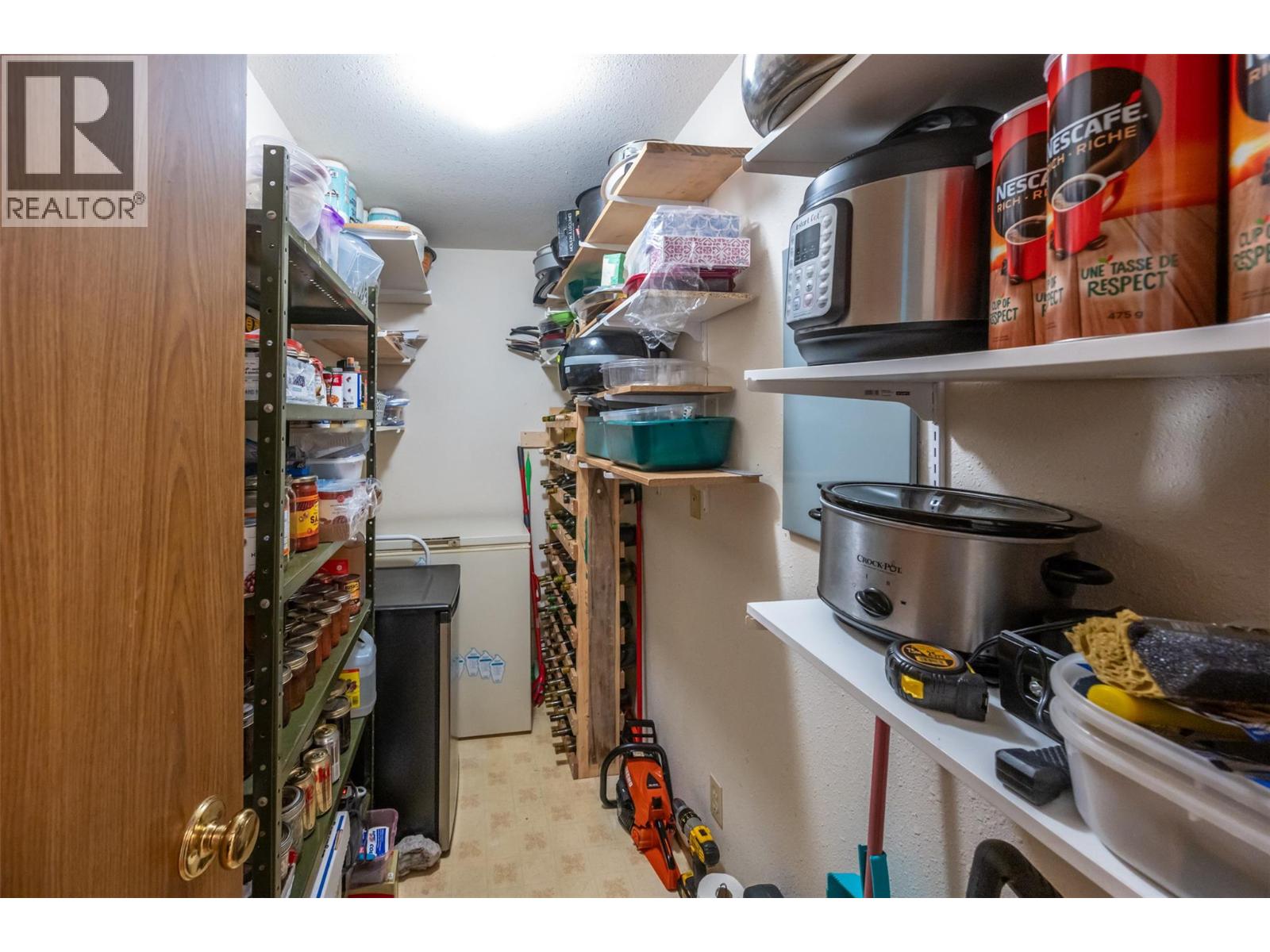 #101 262 KINNEY AVENUE - 20