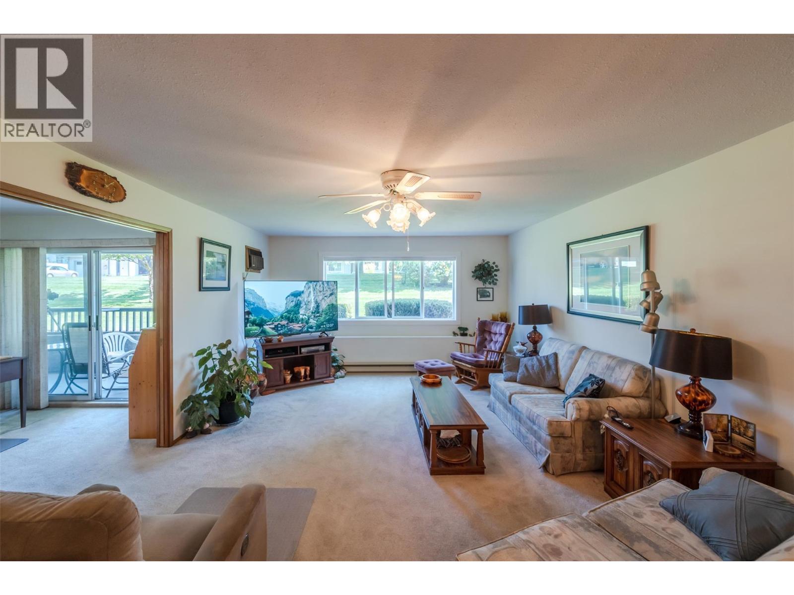 #101 262 KINNEY AVENUE - 14